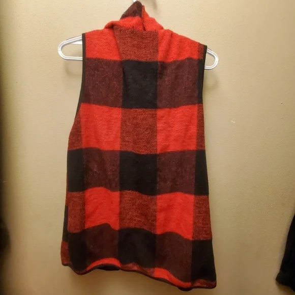 Womens red sleeveless cardigan jacket with pockets vest - Picture 5 of 8